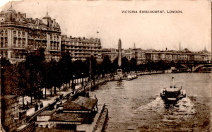 130125 Victoria Embankment postcard 1 edited